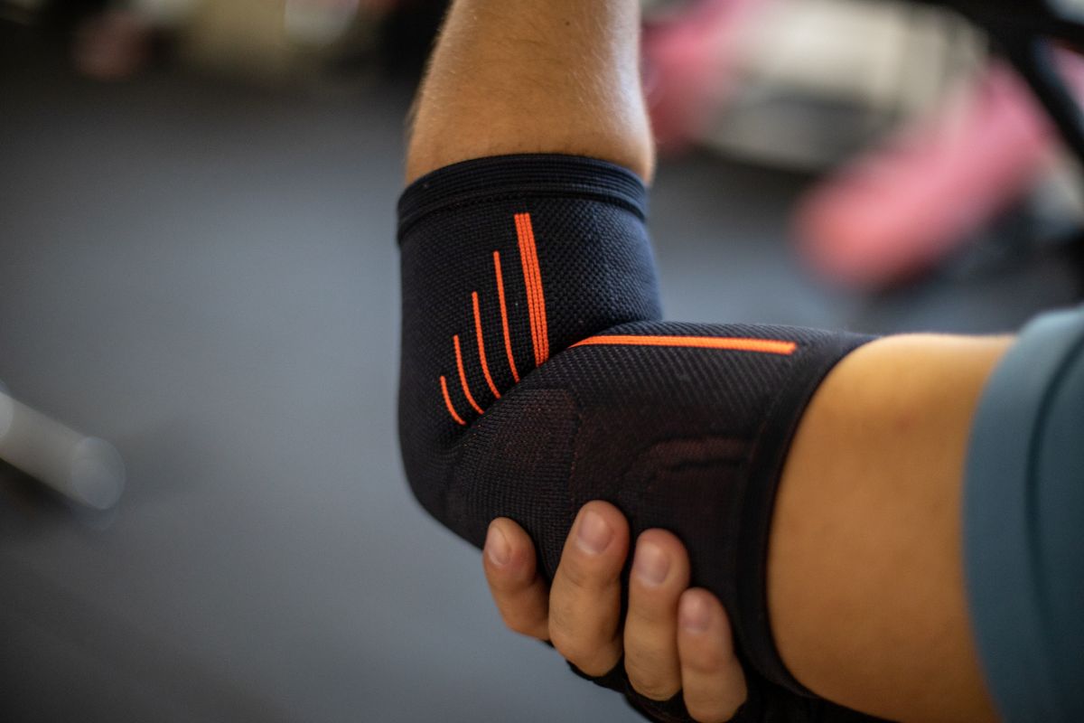 Best Elbow Compression Sleeves